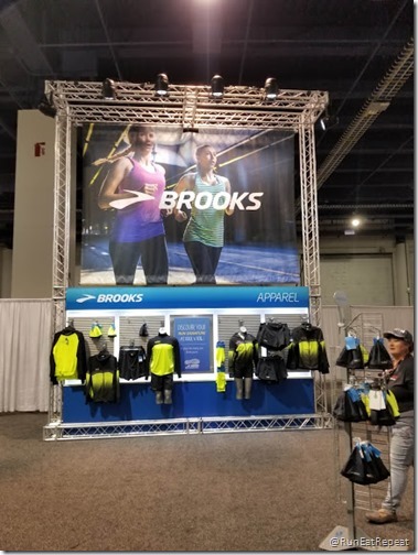 rock n roll half marathon brooks shoes and running gear 3 (433x577)